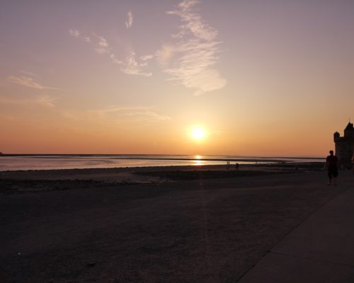 https://nathalie-poncelet.be/wp-content/uploads/2021/12/Coucher-soleil-Mont-St-Michel-500x400.jpg